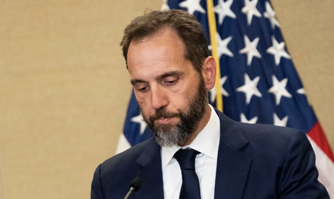 Jack Smith Shuts Down Anti-Trump Cases After Election Win